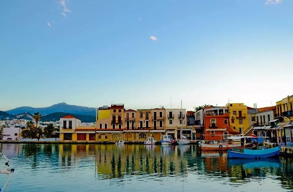 Sea View Cozy Studio Near Center Of Rethymno Town Greece